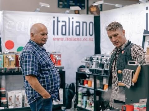 Sean And Customer 679